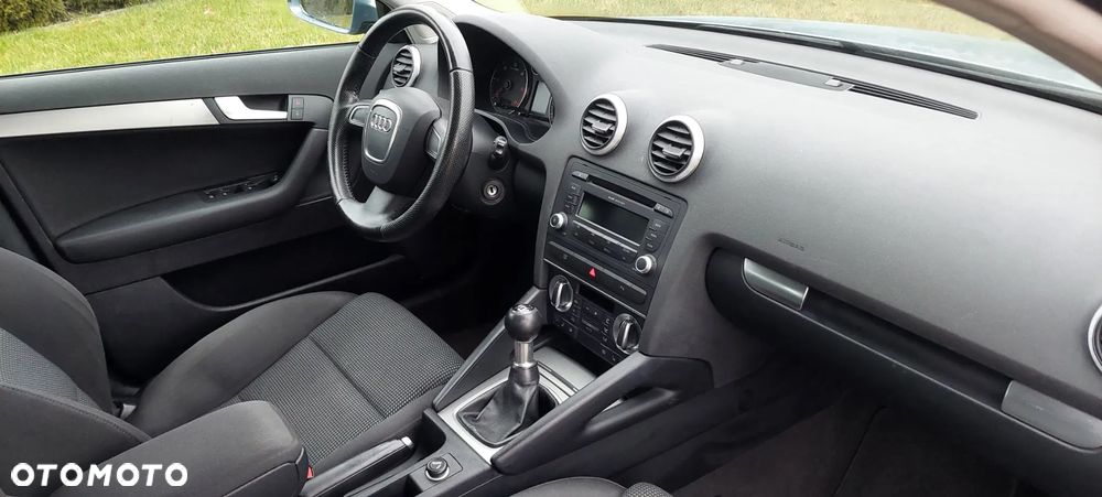 Audi A3 Sportback 2.0 TDI DPF Attraction - 28