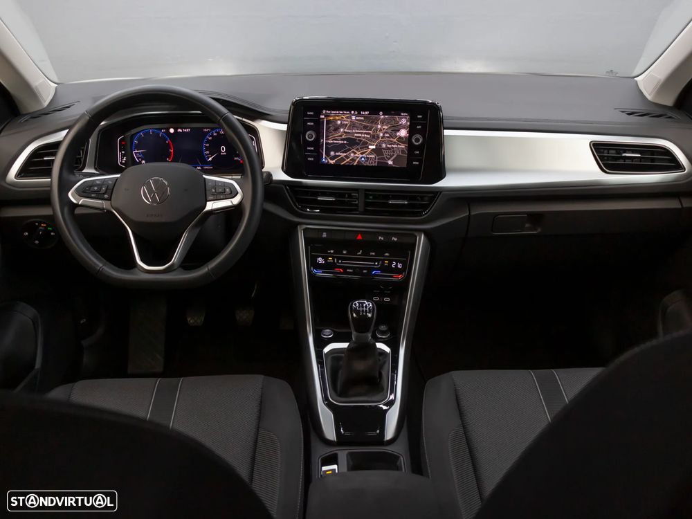 VW T-Roc 1.0 TSI Urban - 17