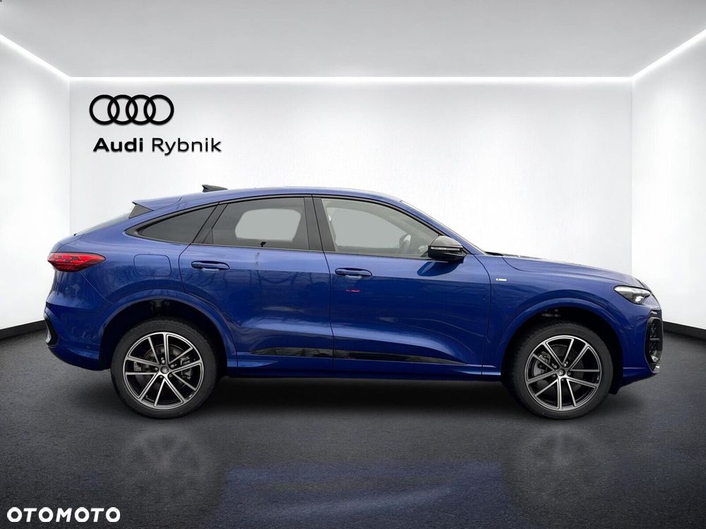 Audi Q5 Sportback - 8