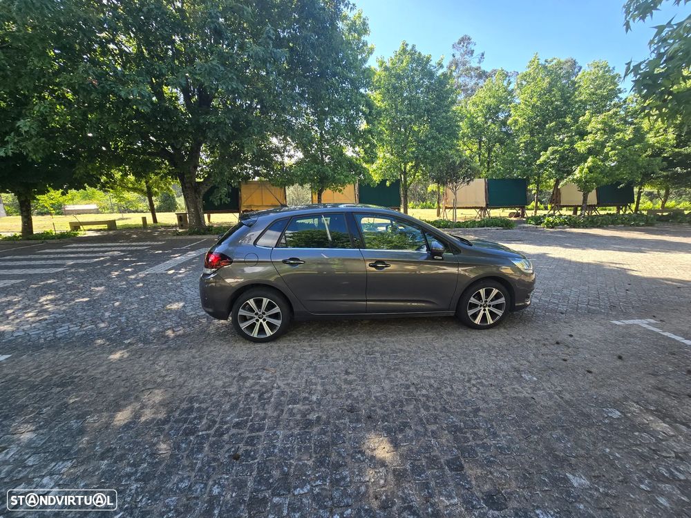 Citroën C4 1.2 PureTech Shine EAT6 - 3