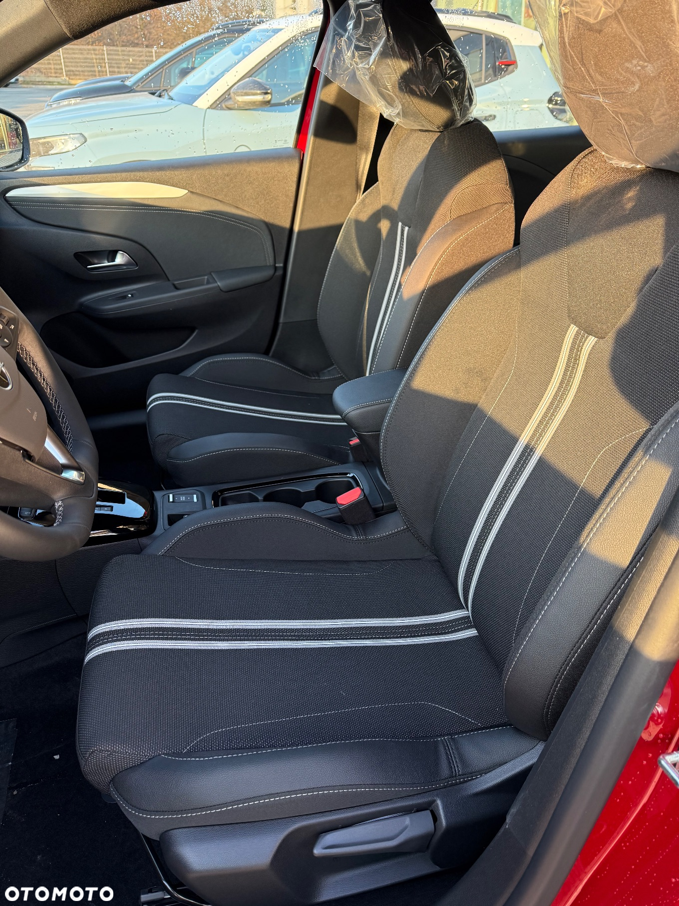 Opel Corsa 1.2 GS S&S - 11