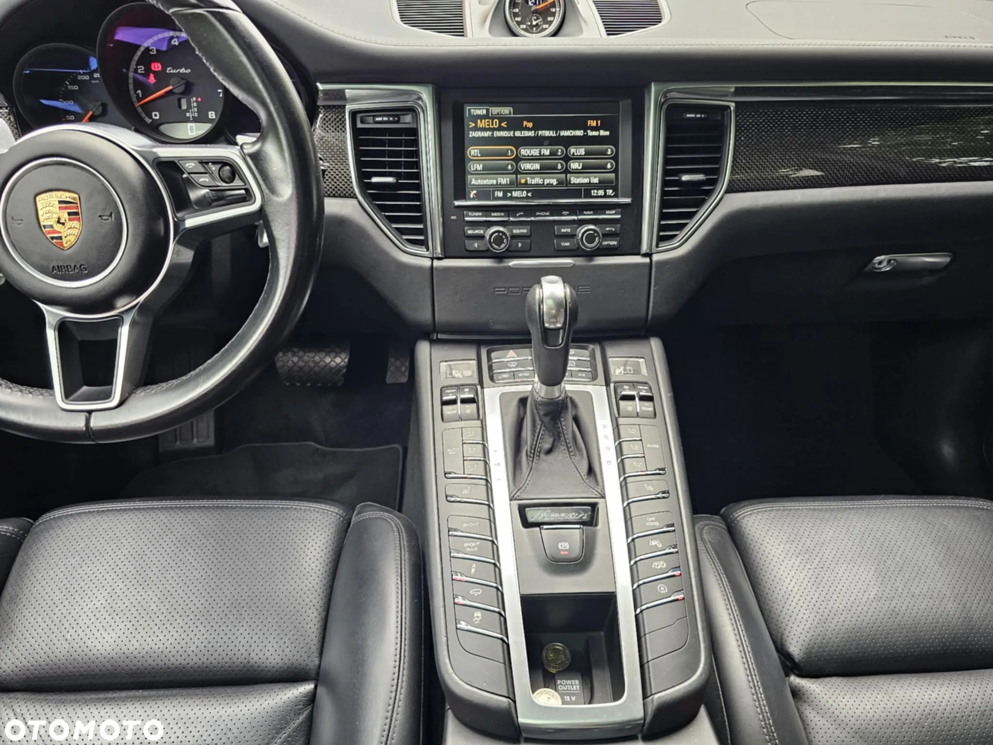 Porsche Macan Turbo PDK - 13