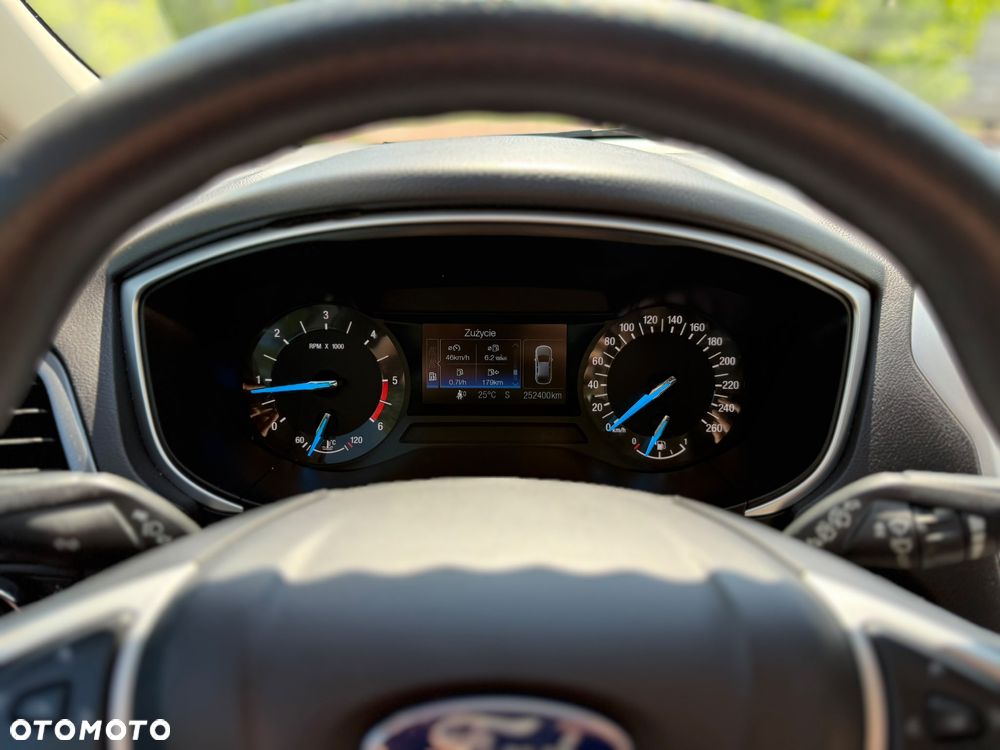 Ford Mondeo - 19