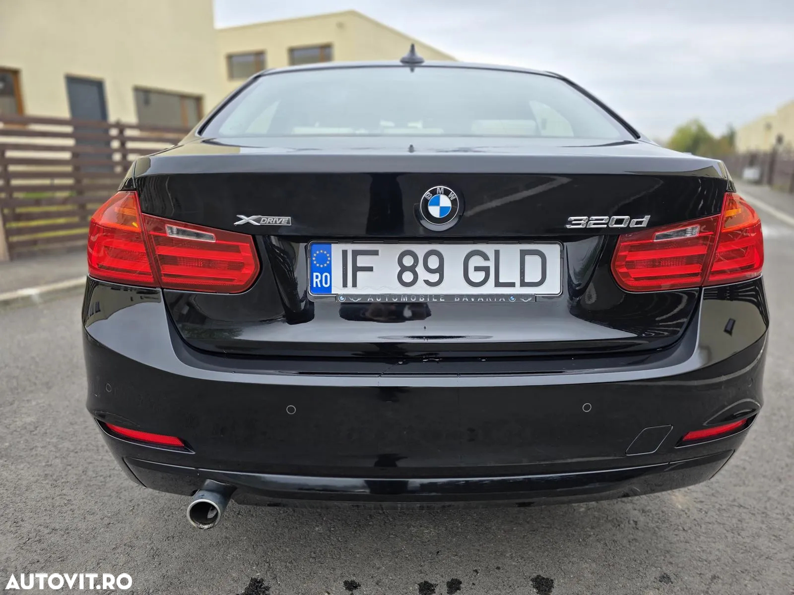 BMW Seria 3 - 16