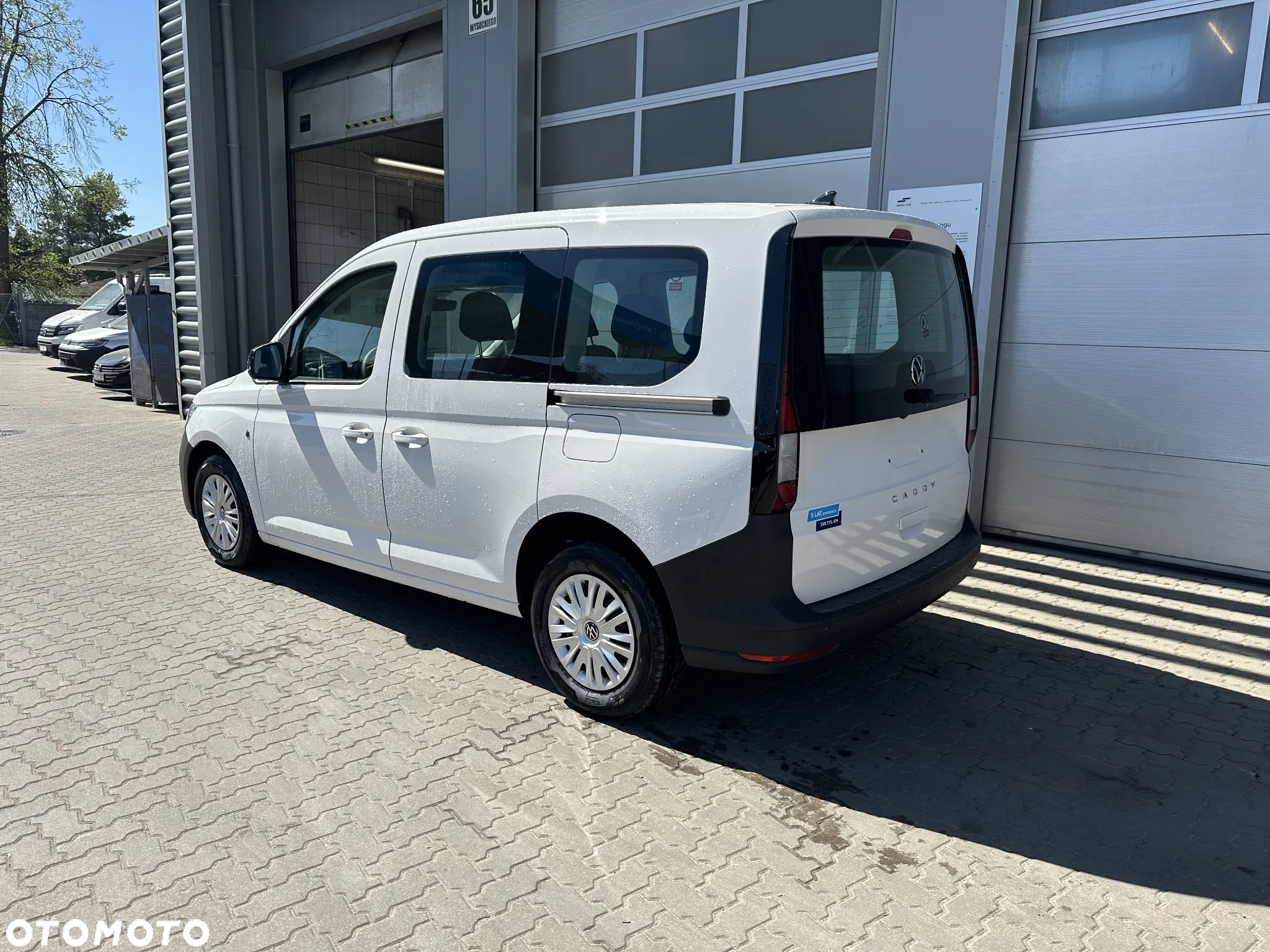 Volkswagen Caddy 2.0 TDI - 3