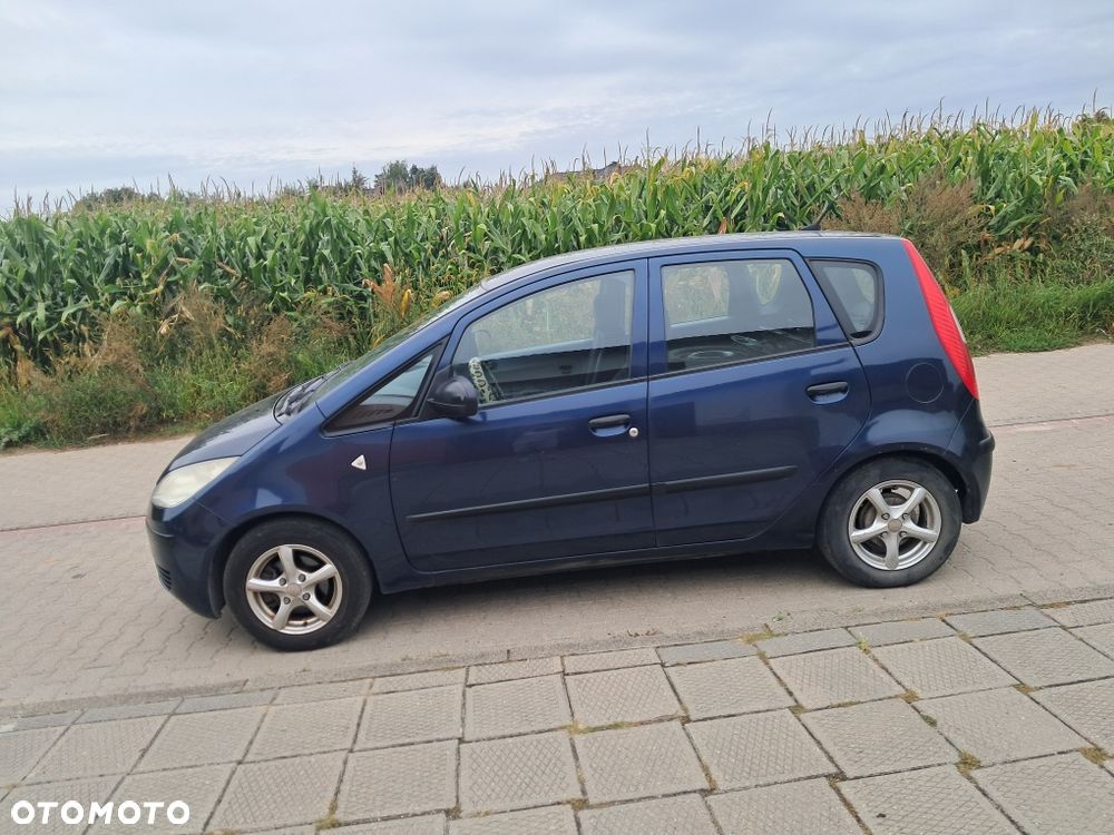 Mitsubishi Colt - 2