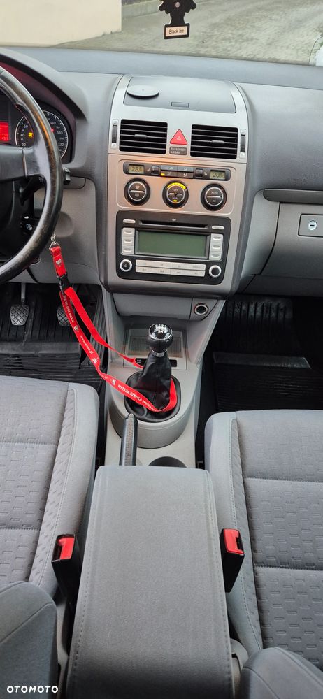 Volkswagen Touran 2.0 TDI Trendline - 14