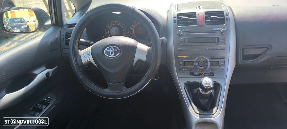 Toyota Auris 1.4 VVT-i AC - 10