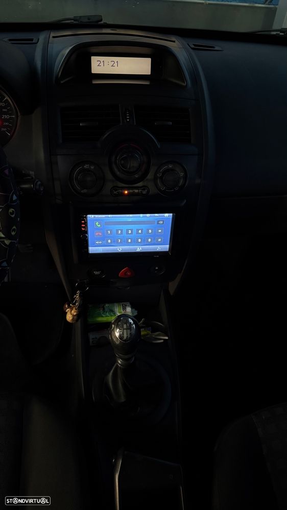 Renault Mégane 1.5 dCi Confort - 6