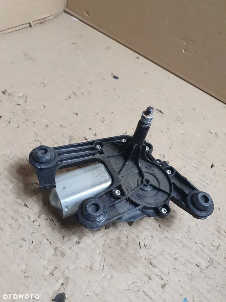 PEUGEOT 5008 I 12r silniczek wycieraczki tył 9680477480 53031812 - 3