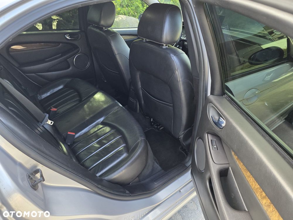 Jaguar X-Type 3.0 High - 7