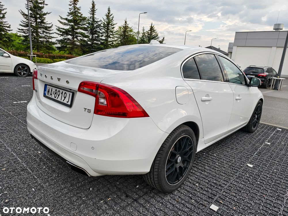 Volvo S60 T5 Drive-E Summum - 5