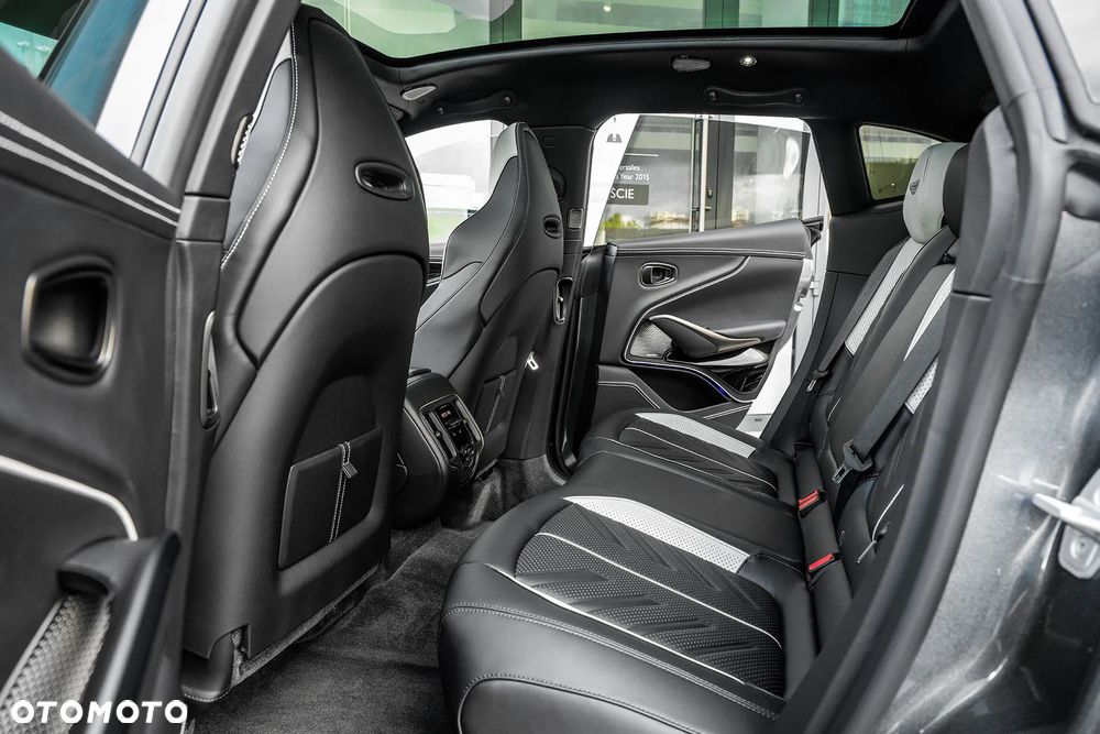 Aston Martin DBX707 - 17