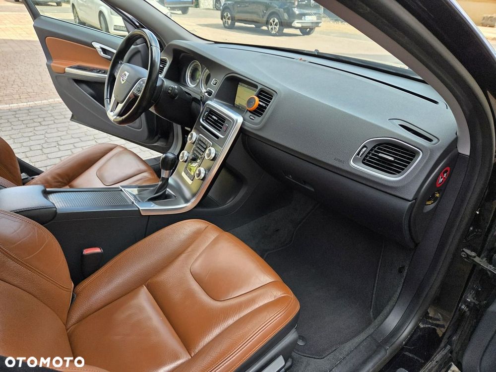 Volvo V60 - 16