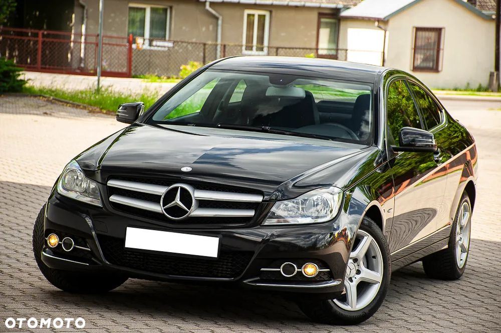 Mercedes-Benz Klasa C 180 BlueEFFICIENCY - 1