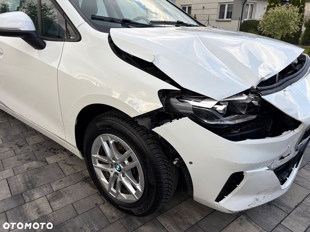 BMW Seria 2 218i - 23