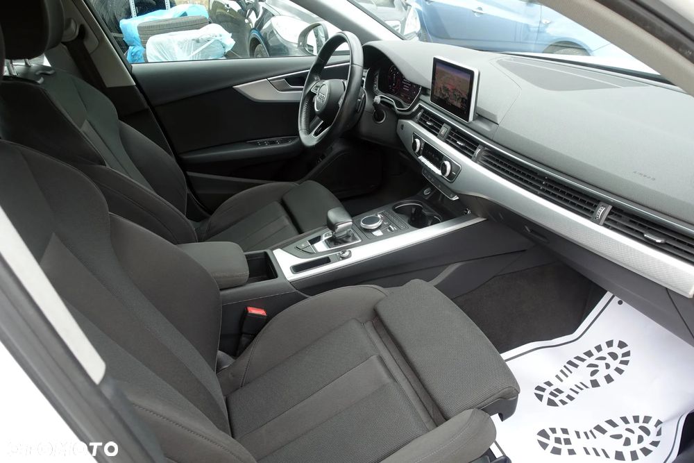 Audi A4 Avant 35 TDI S tronic sport - 12