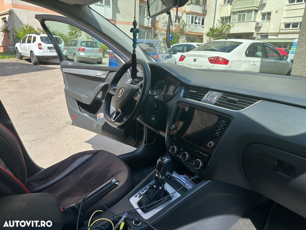 Skoda Octavia 2.0 TDI DSG Style - 9