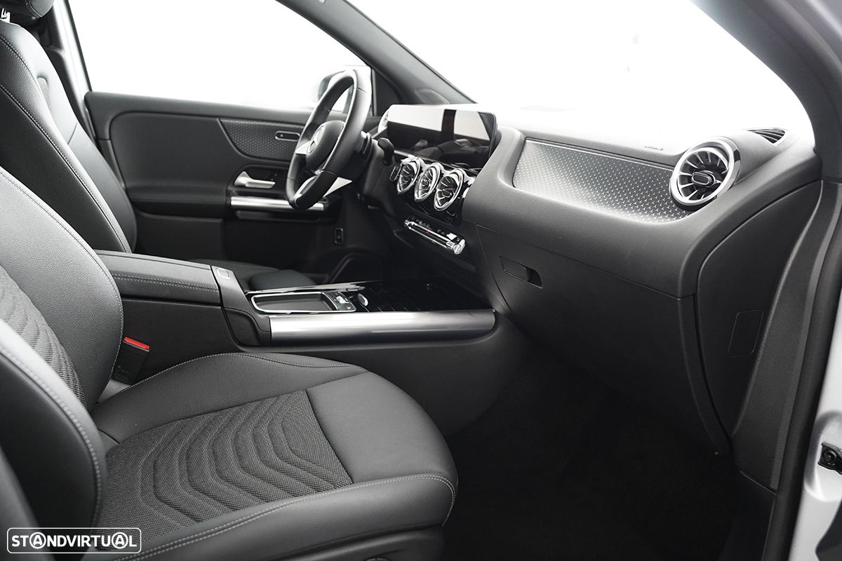 Mercedes-Benz EQA 250+ Edition - 24