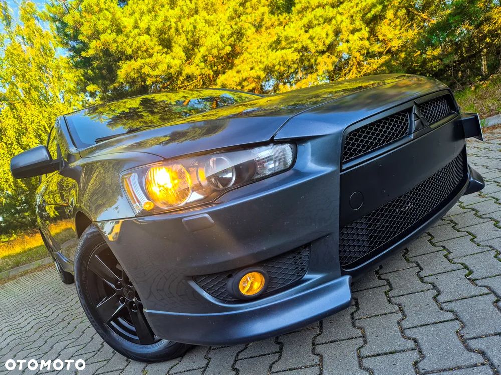 Mitsubishi Lancer 1.8 Intense - 1