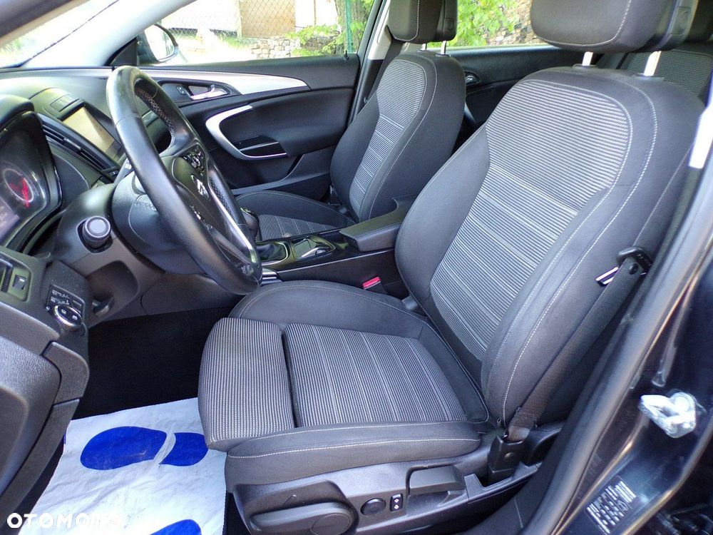 Opel Insignia - 27