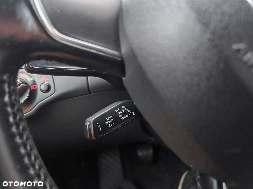 Audi A4 Avant 2.0 TDI DPF Ambiente - 15