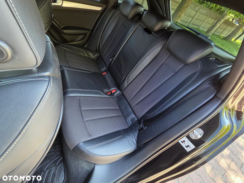 Audi A4 Avant 2.0 TDI DPF clean diesel quattro S tronic S line Sportpaket - 21
