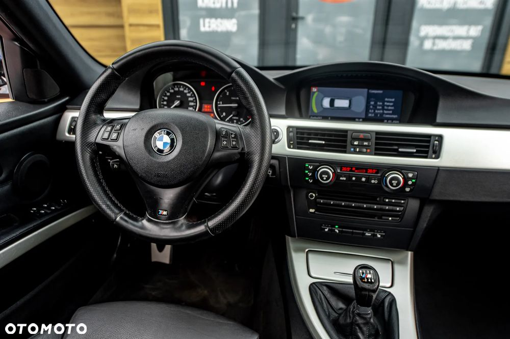 BMW Seria 3 320d DPF - 26