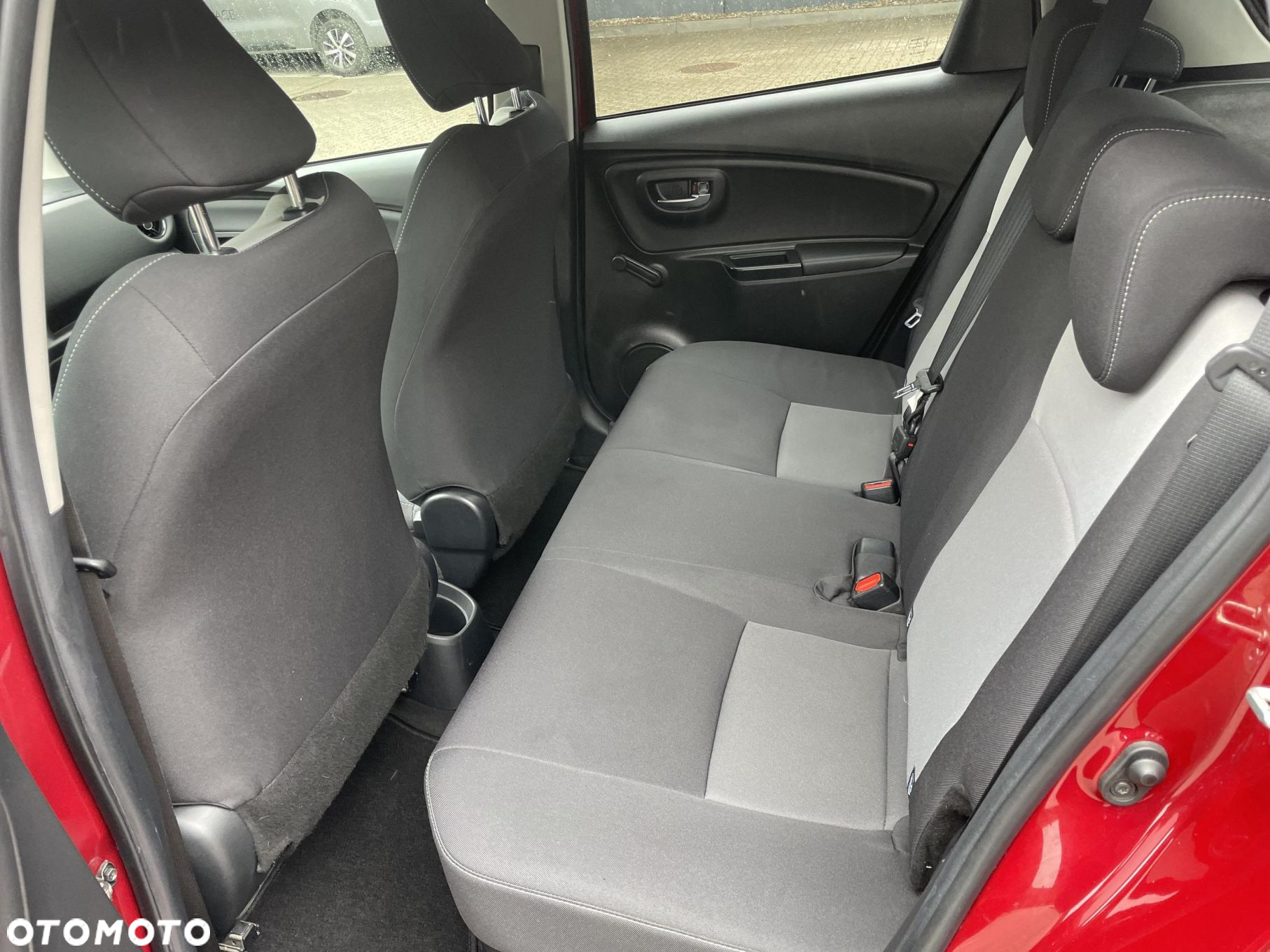 Toyota Yaris - 14