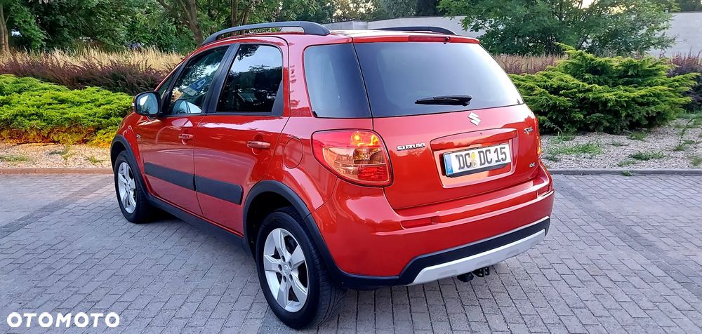 Suzuki SX4 2.0 DDiS 4x4 Style - 32