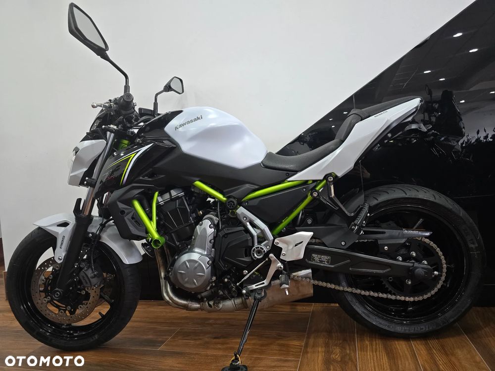 Kawasaki Z 650 - 14