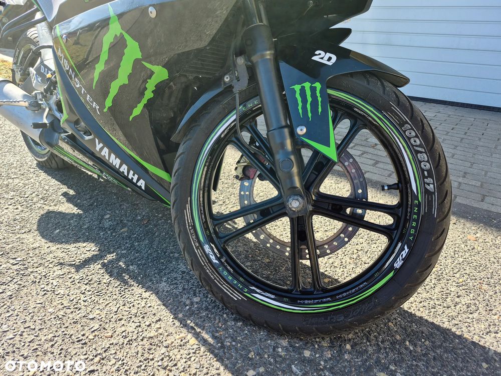 Yamaha YZF - 24