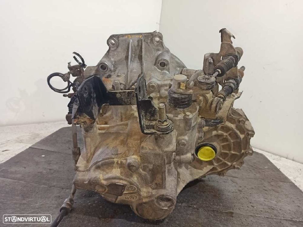 CAIXA VELOCIDADES MAZDA 6 HATCHBACK 2004 - 3