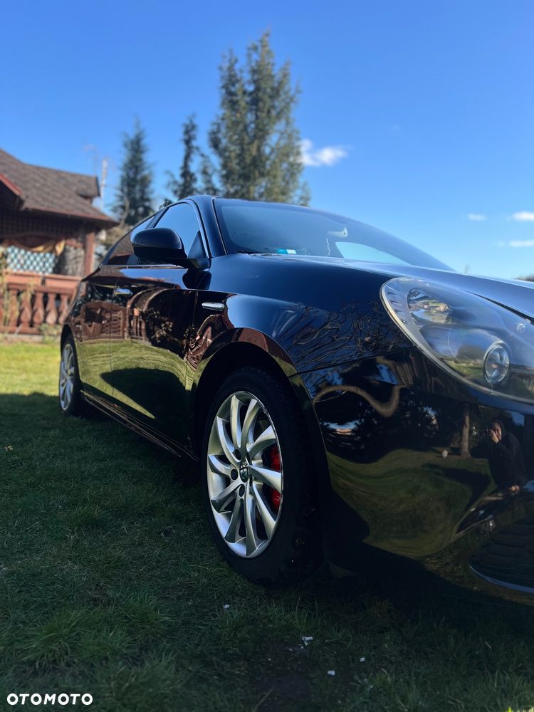 Alfa Romeo Giulietta 2.0 JTDM Distinctive - 7