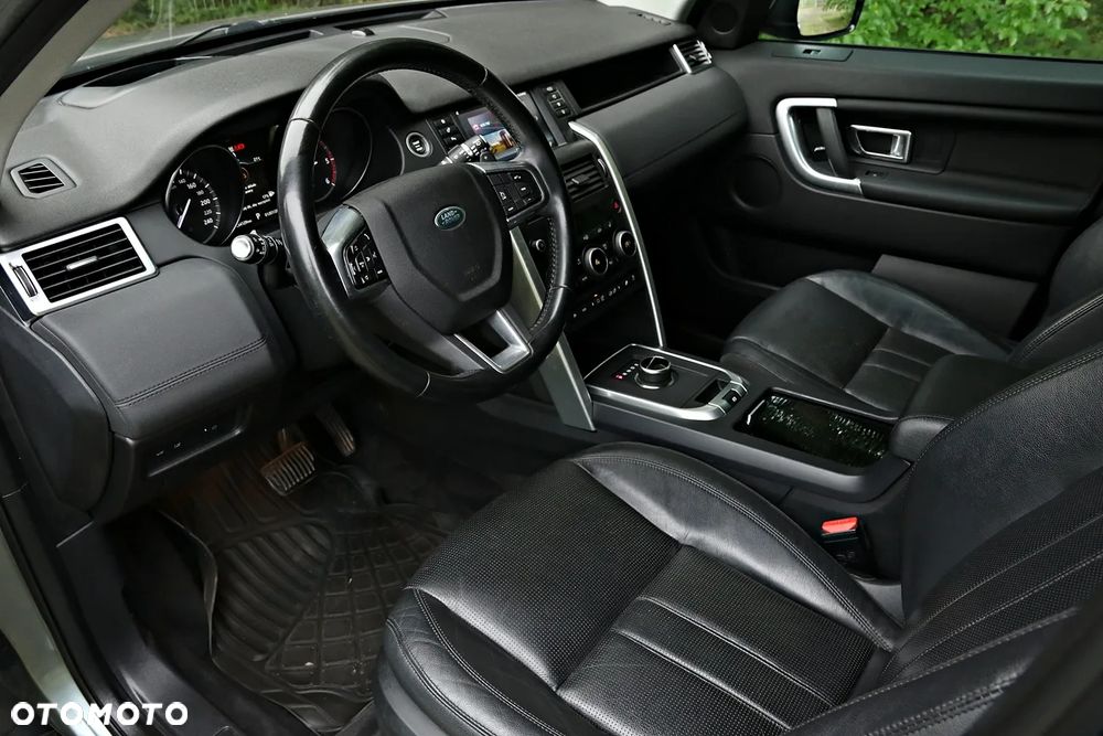 Land Rover Discovery Sport D150 R-Dynamic - 6