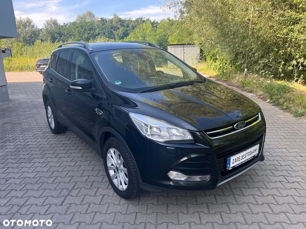 Ford Kuga 2.0 TDCi 2x4 Titanium - 8