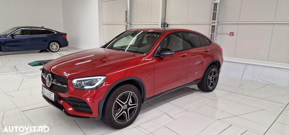 Mercedes-Benz GLC Coupe 300 4MATIC MHEV - 5