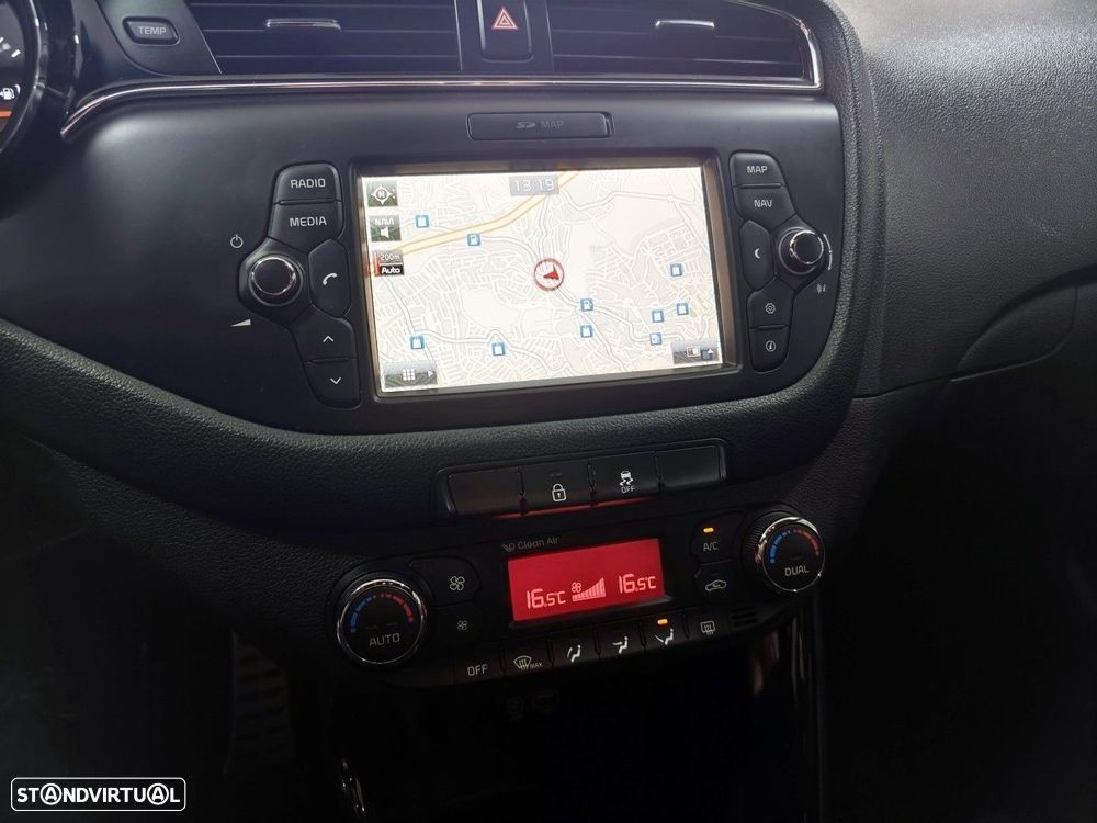 Kia Ceed SW 1.6 CRDi GT Line - 18