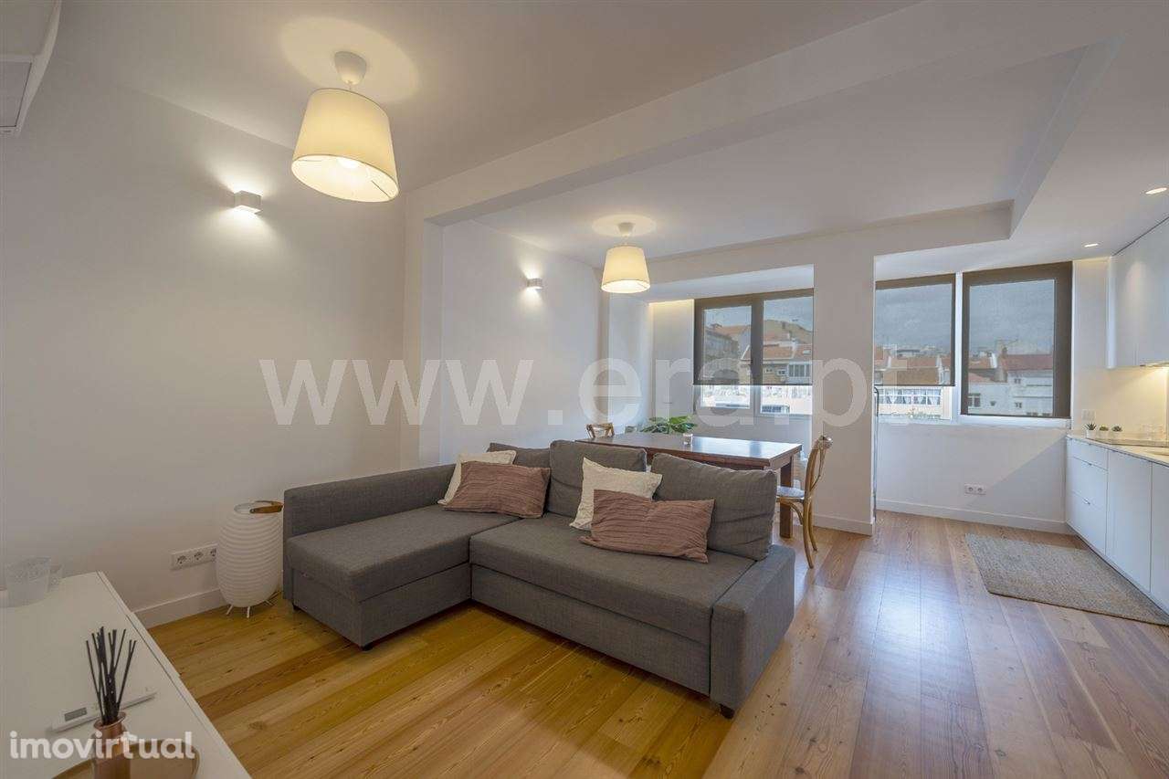 Apartamento T1/T2; Algés - Grande imagem: 2/15