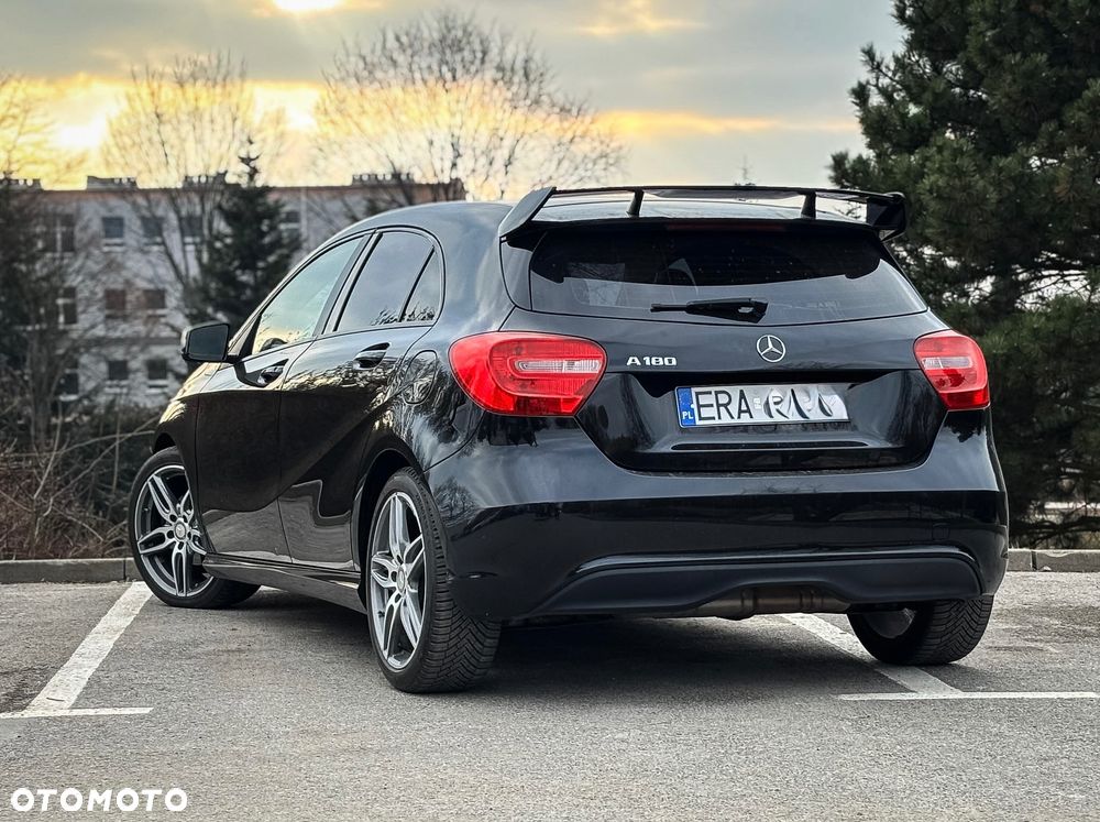 Mercedes-Benz Klasa A 180 (BlueEFFICIENCY) - 3