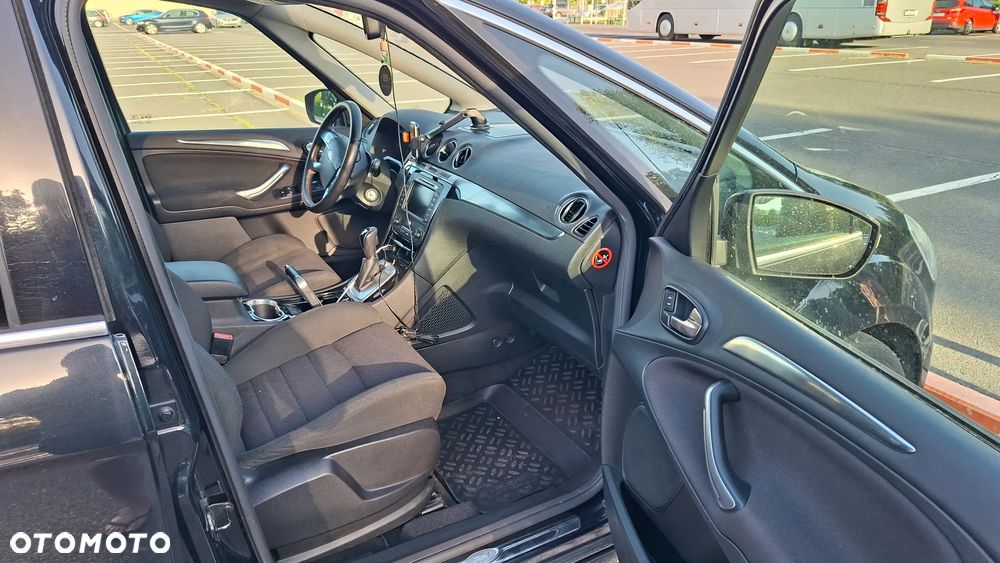 Ford S-Max 2.0 TDCi DPF Titanium - 12