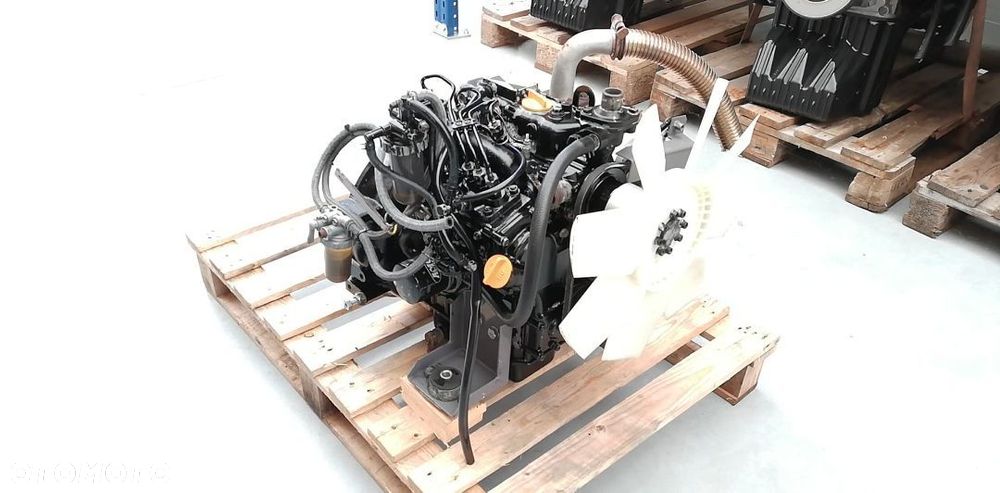 SILNIK YANMAR 3TNE68-AC 15,3kW 3600 rpm 784cc 9800 zł netto - 1