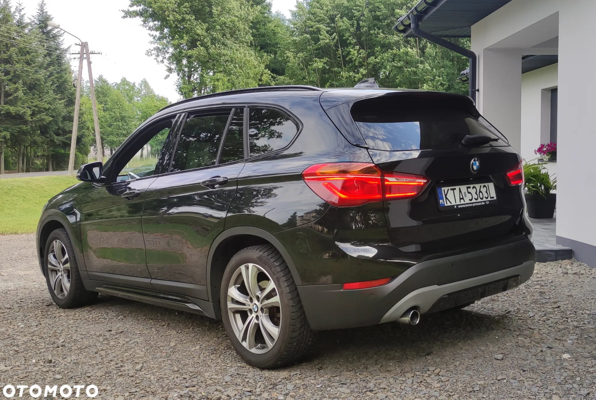 BMW X1 xDrive18d - 9