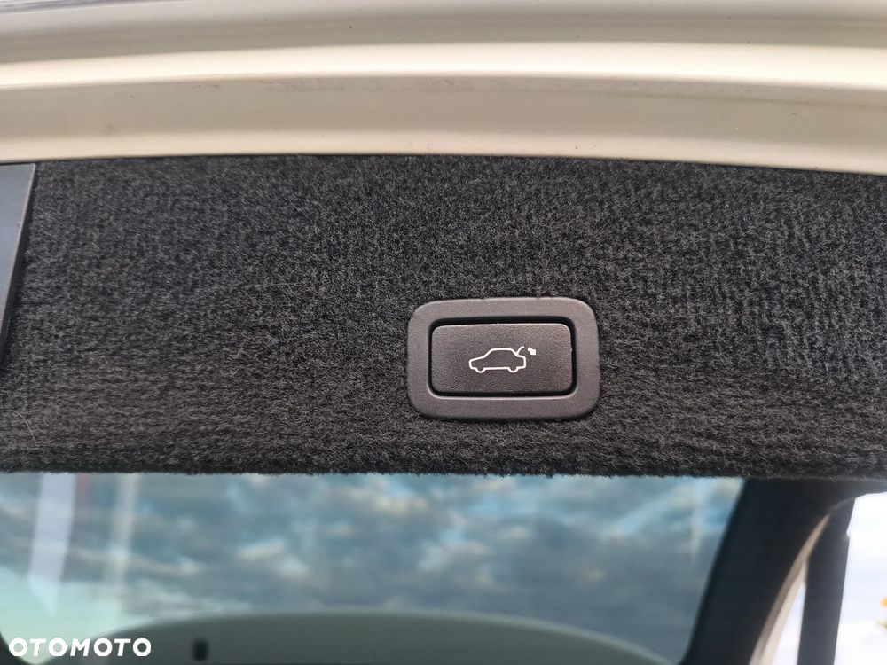 Volvo XC 60 D5 AWD Summum - 18