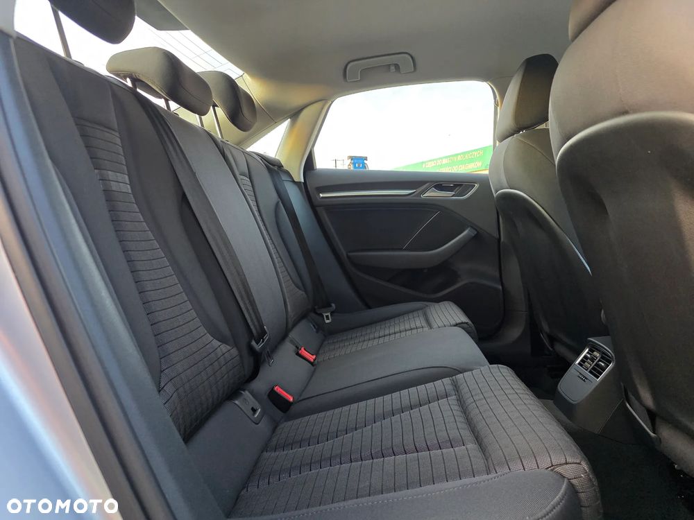 Audi A3 Limousine 1.6 TDI design - 23