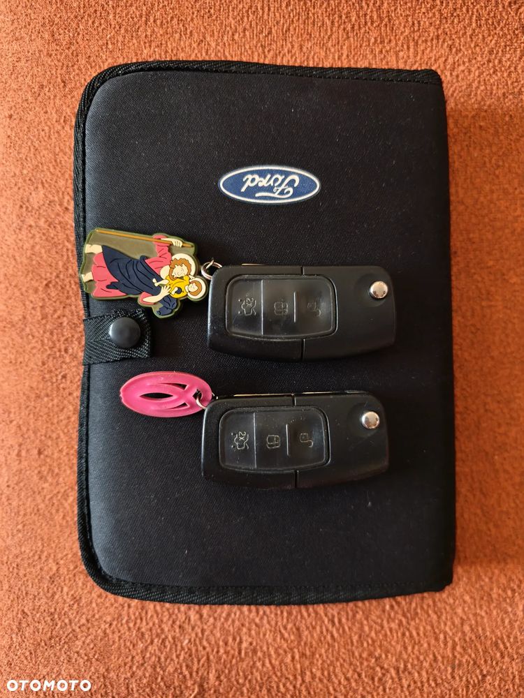 Ford Fiesta 1.4 Champions Edition - 15