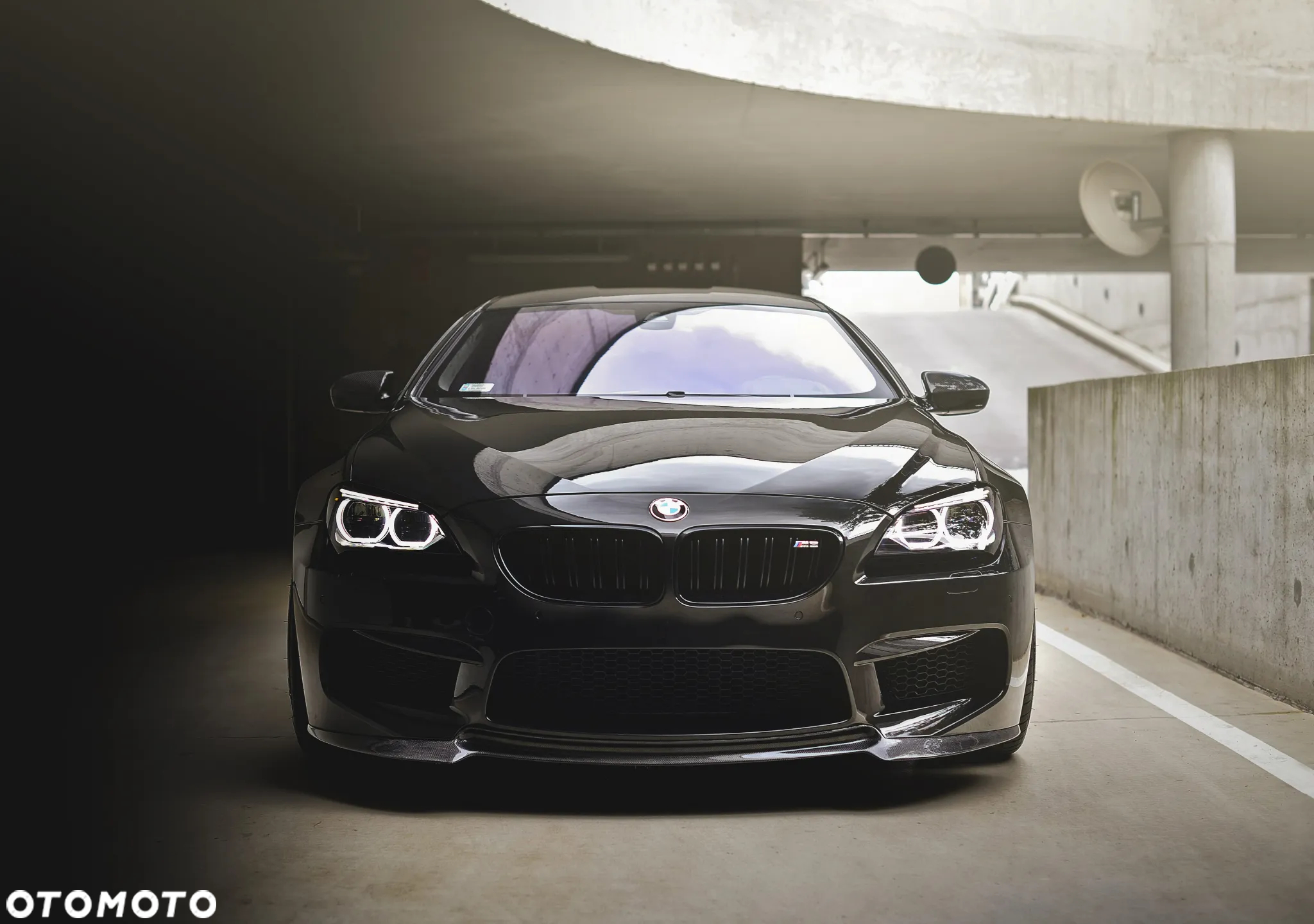 BMW M6 Standard - 2