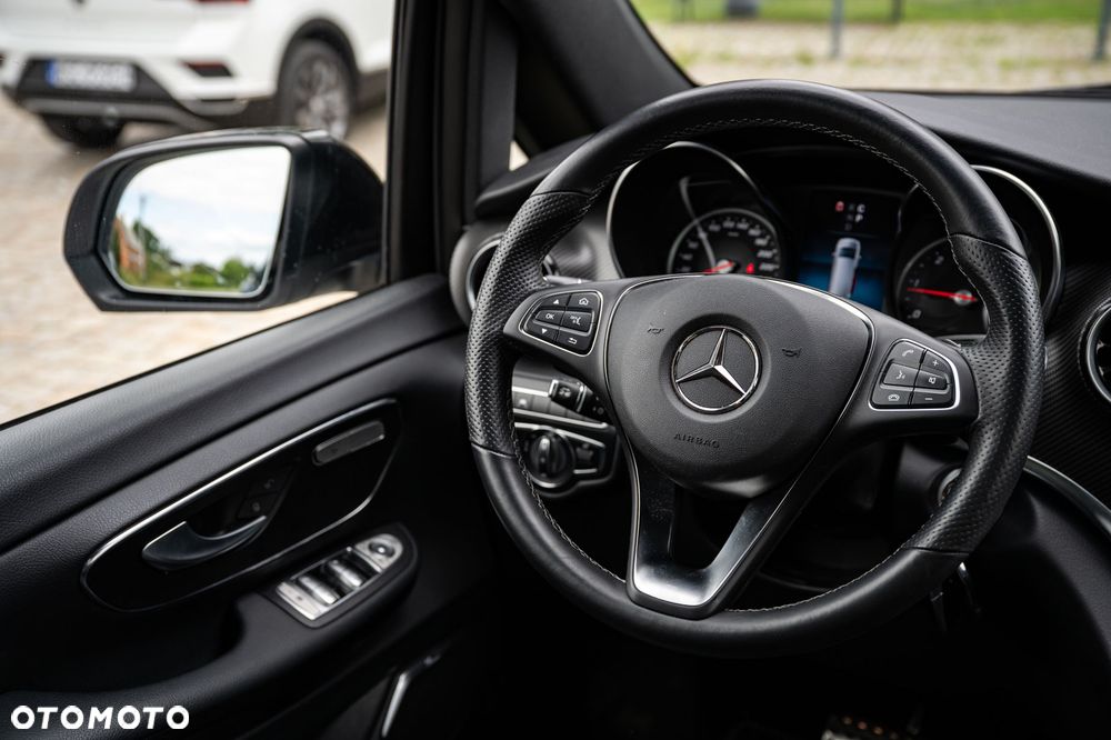 Mercedes-Benz Klasa V 300 d 4-Matic 9G-Tronic Avantgarde (d³ugi) - 12