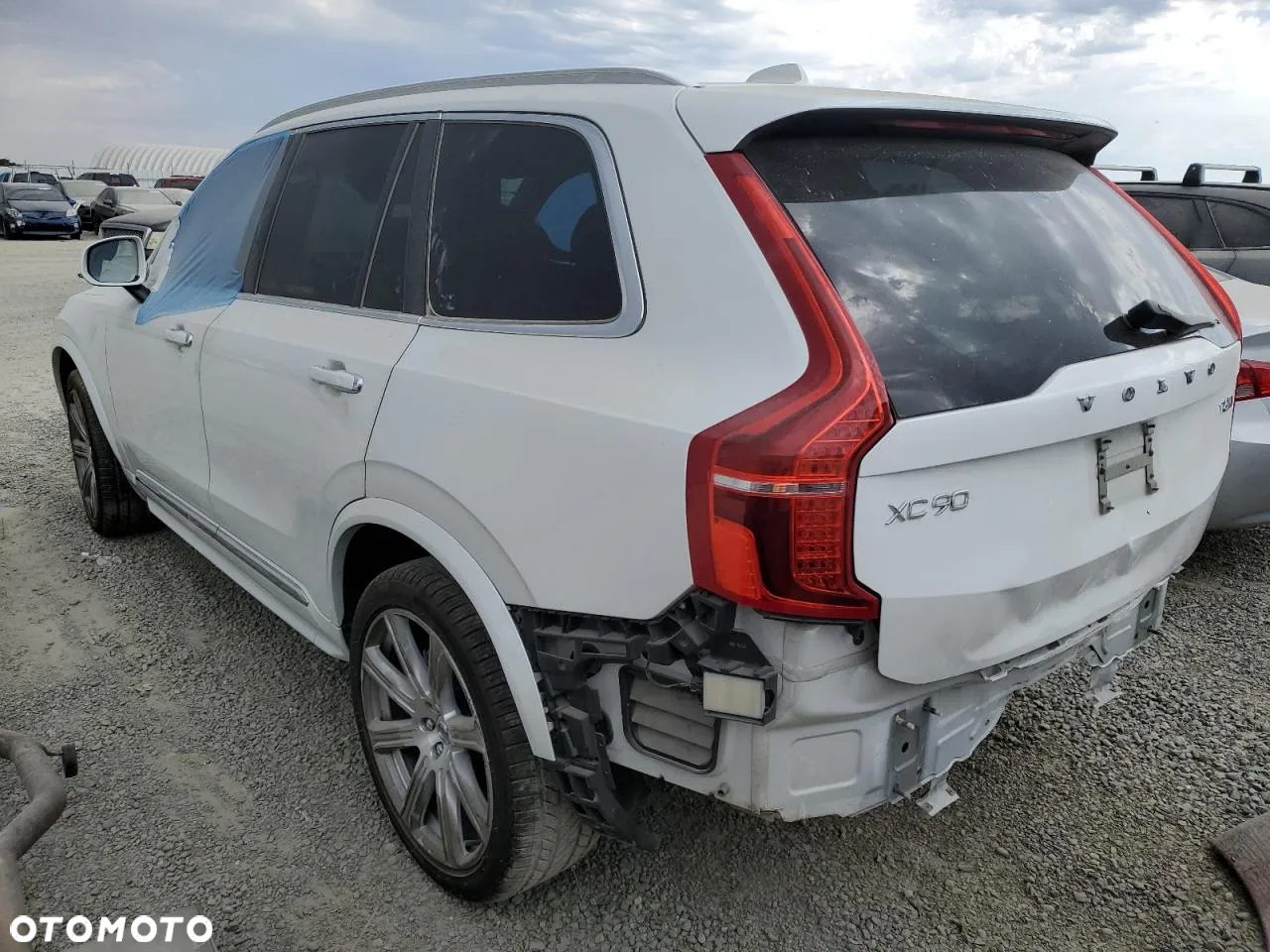 Volvo XC 90 - 4