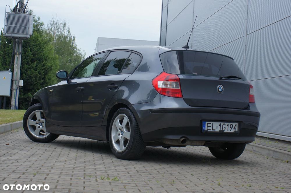 BMW Seria 1 118i - 4